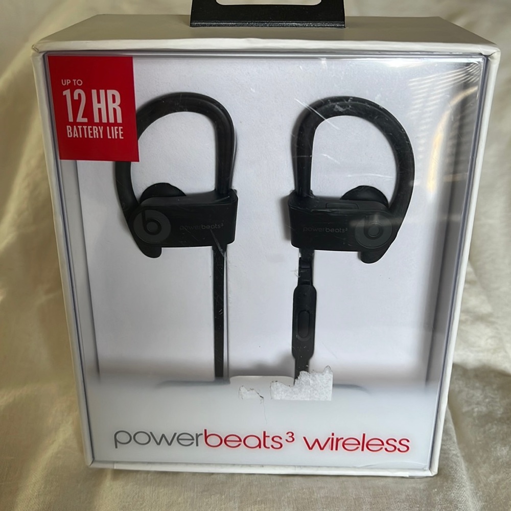 Beats by Dre NWT